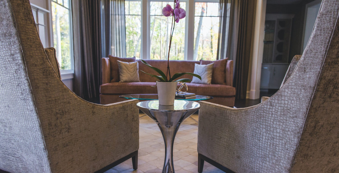 chair-details-living-room-sands-point-ny