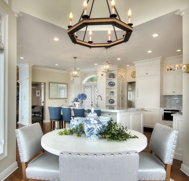 breakfast-round-dining-table-kitchen-interior-design