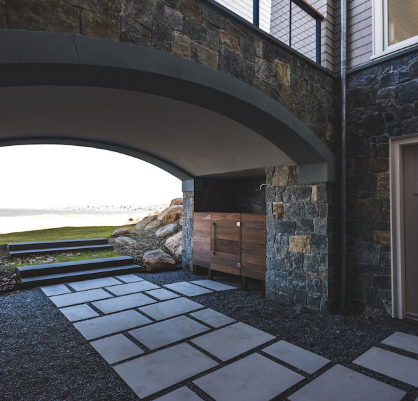 outdoor-stone-walkway-sauna