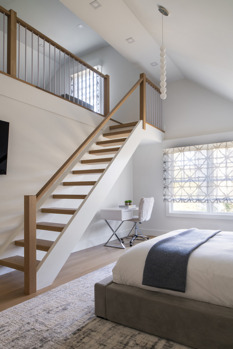 bedroom-design-loft-staircase