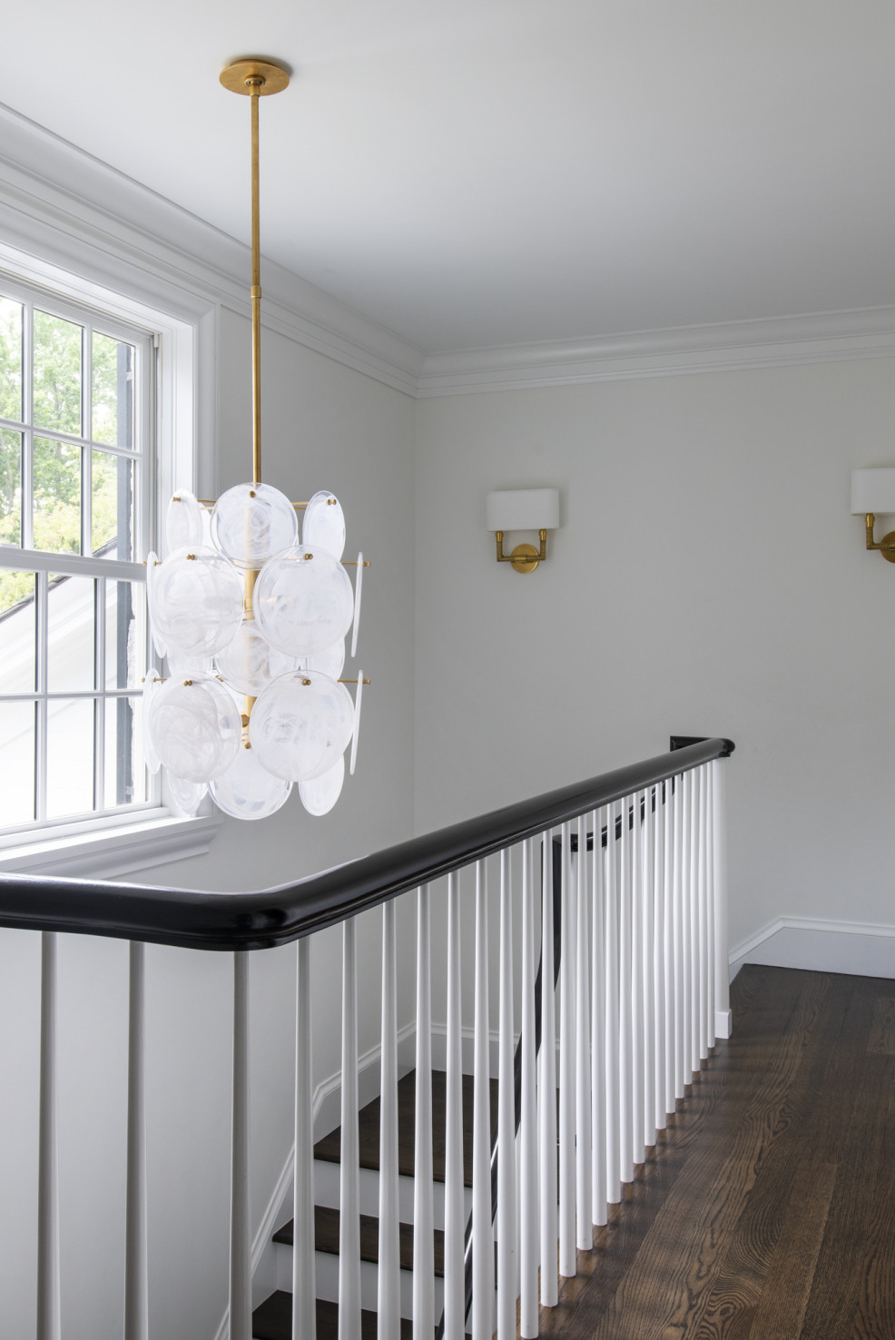 gold-chandelier-glass-details