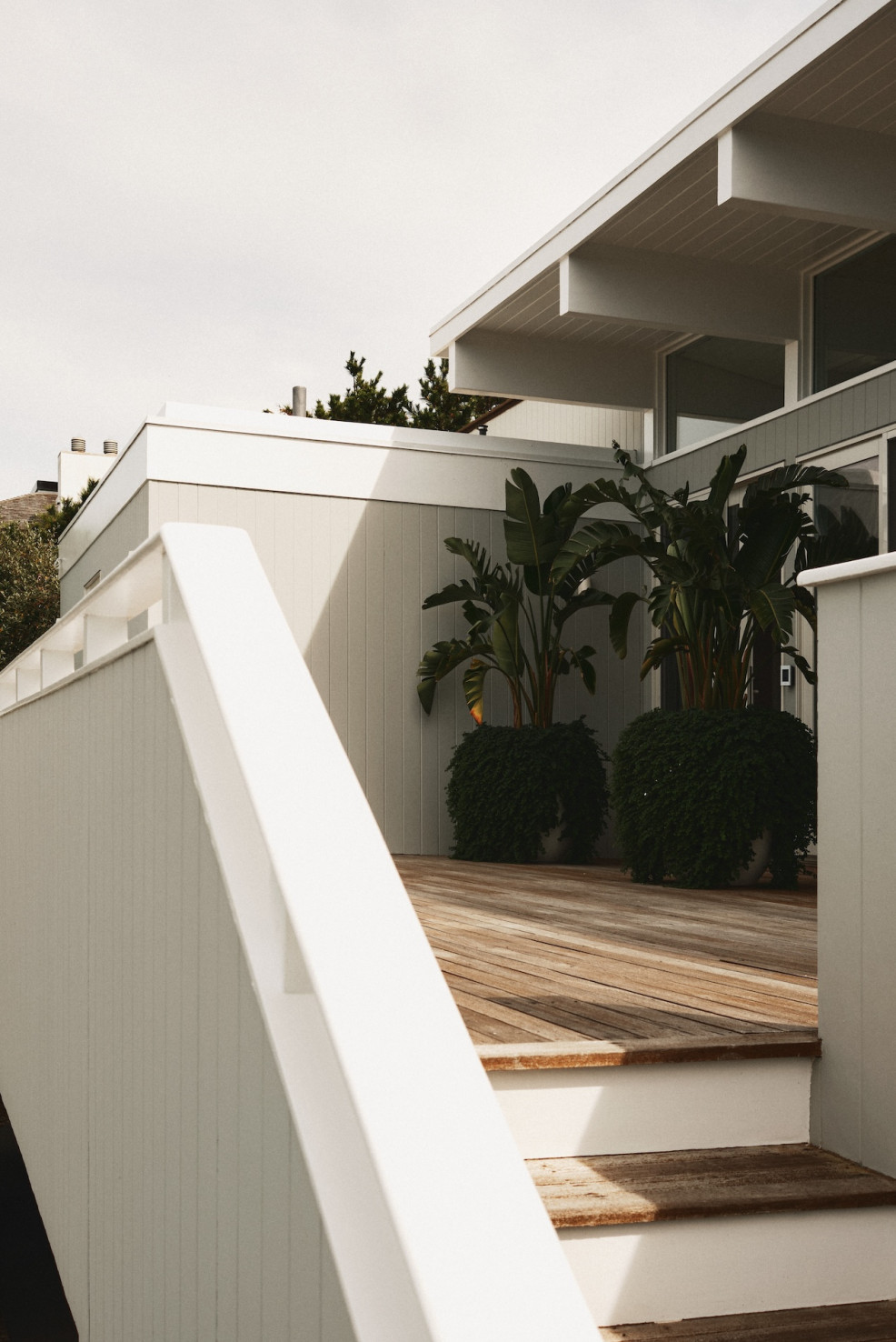 beach-house-exterior-design-southampton-ny