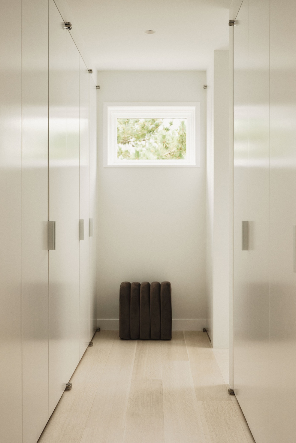 hamptons-beach-house-bathroom-design
